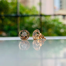 Load image into Gallery viewer, 18Kt rose gold diamond earring real photo