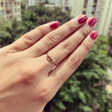 Load image into Gallery viewer, 18Kt Gold Natural Diamond Ring