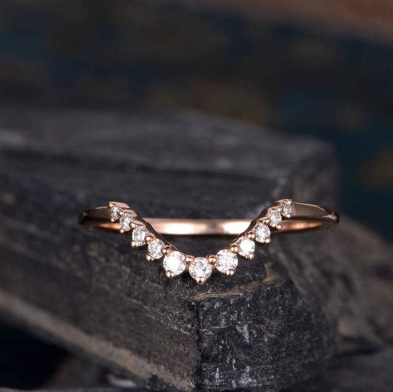 14Kt Gold Natural Diamond Chevron V Shaped Ring 2.50gm 0.21ct