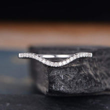Load image into Gallery viewer, 14Kt White Gold Designer Diamond Ring by Diamtrendz