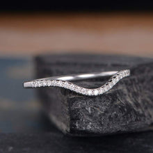 Load image into Gallery viewer, 14Kt White Gold Designer Diamond Ring by Diamtrendz