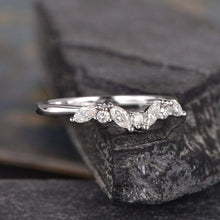 Load image into Gallery viewer, 14Kt White Gold Designer Diamond Ring by Diamtrendz