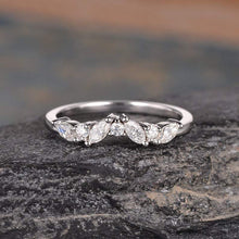 Load image into Gallery viewer, 14Kt White Gold Designer Diamond Ring by Diamtrendz