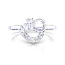 Load image into Gallery viewer, 18Kt white gold heart diamond ring by diamtrendz