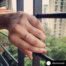 Load image into Gallery viewer, 18Kt Gold Natural Diamond Ring