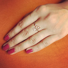 Load image into Gallery viewer, 18Kt Gold Natural Diamond Ring - Heart