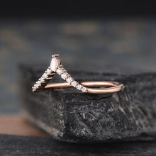 Load image into Gallery viewer, 14Kt Rose gold designer Pear Cut Chevron V Shaped Curved Natural diamond ring by diamtrendz
