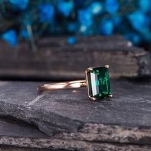 Load image into Gallery viewer, 14Kt Rose gold designer Solitaire Gemstone Emerald ring by diamtrendz
