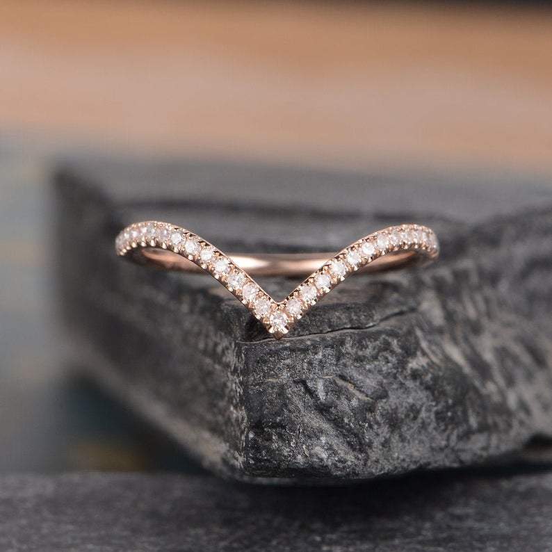 Rose gold v shaped ring top