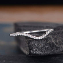 Load image into Gallery viewer, 14Kt White Gold Designer Diamond Ring by Diamtrendz
