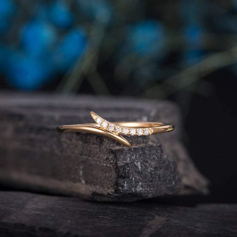 14Kt Yellow Gold Designer Diamond Ring by Diamtrendz