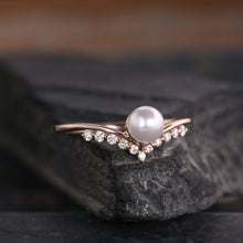 Load image into Gallery viewer, 14Kt Rose gold designer Pearl diamond ring by diamtrendz
