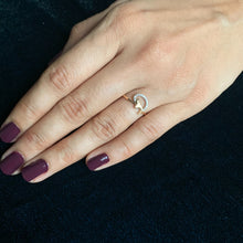Load image into Gallery viewer, rose gold diamond ring pic
